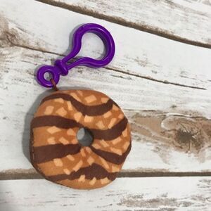 DELETING SOON! Girl Scouts Samoa Carmel Delight Cookie Keychain 2